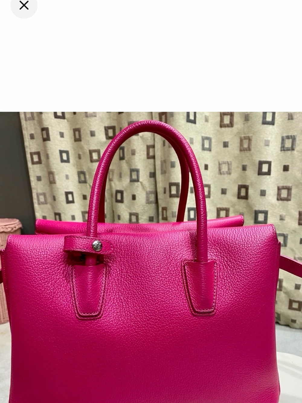 MCM Milla Medium Hot Pink Fuchsia Leather Structured Tote – Pristine - Picture 4 of 9